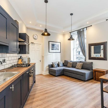 Traditional 3 Bedroom Quiet Duplex Flat By High St, Trams And Buses - Just 1-5 Miles To Centre إدنبرة المظهر الخارجي الصورة